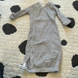 Striped ribbed baby gown